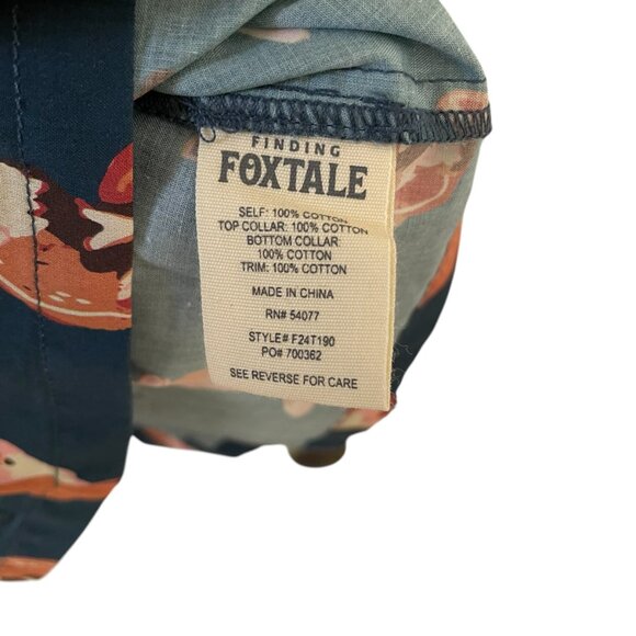 Fox Print Blouse with Scalloped Collar - Picture 2 of 5